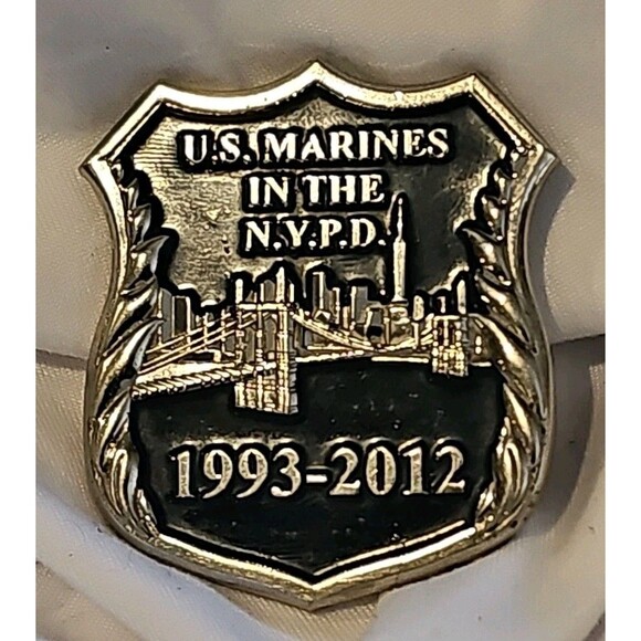 🔥 RARE NYPD Marine Corps Association Challenge Coin USMC (1993-2012) 🔥 - Picture 6 of 10